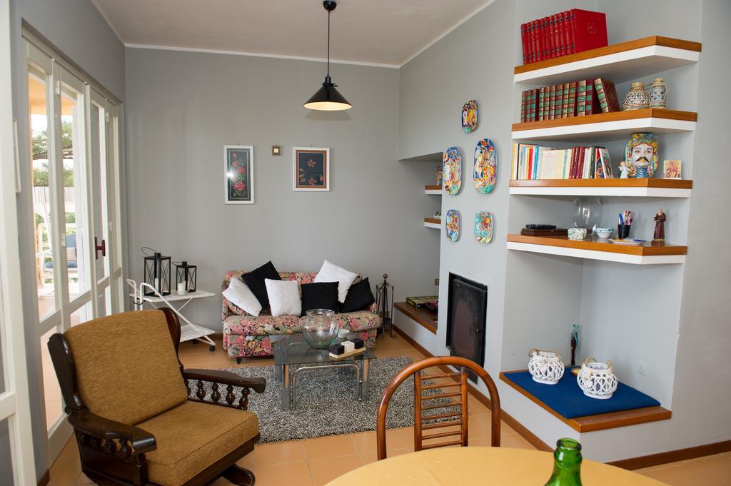 Lomarchi Holiday Home Carini Luaran gambar