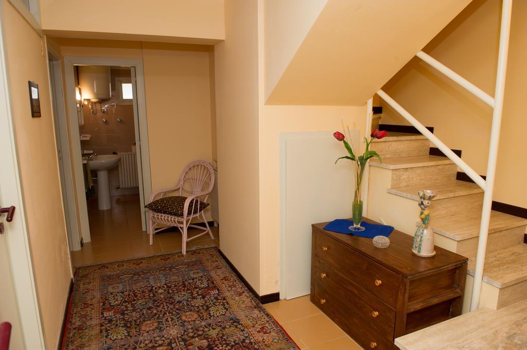 Lomarchi Holiday Home Carini Luaran gambar
